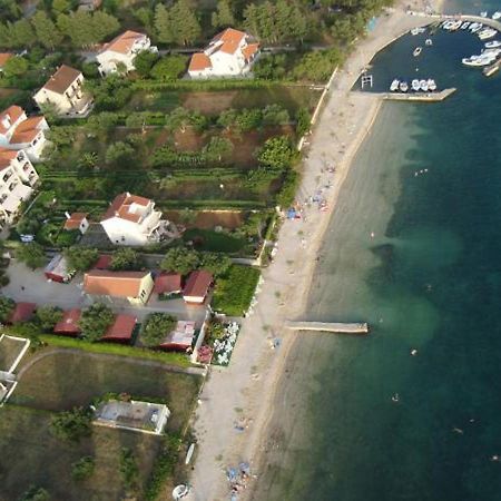 Apartments Adria Biograd Na Moru Buitenkant foto