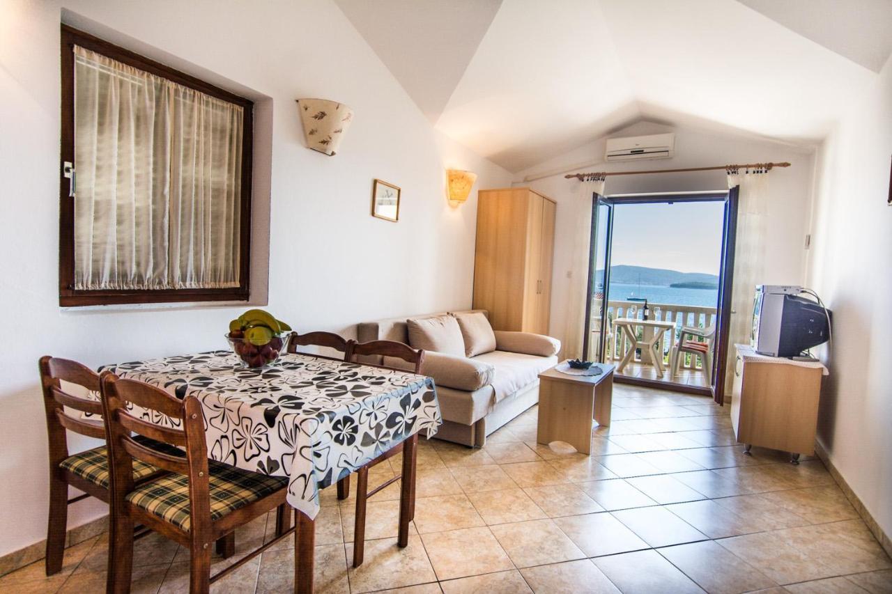 Apartments Adria Biograd Na Moru Buitenkant foto